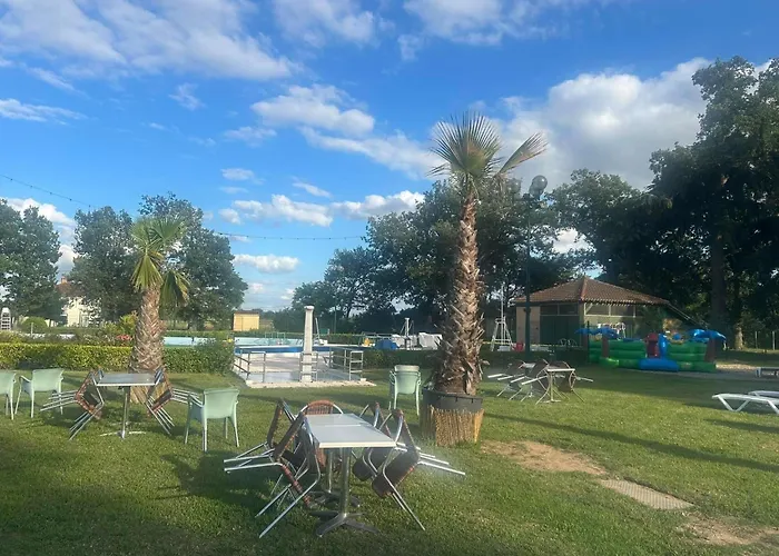 Campeggio Mobil Mercure Villemur-sur-Tarn